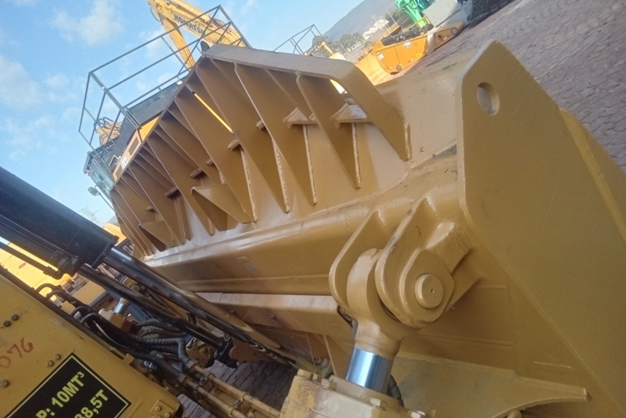 Caterpillar D8T - 20/20 2