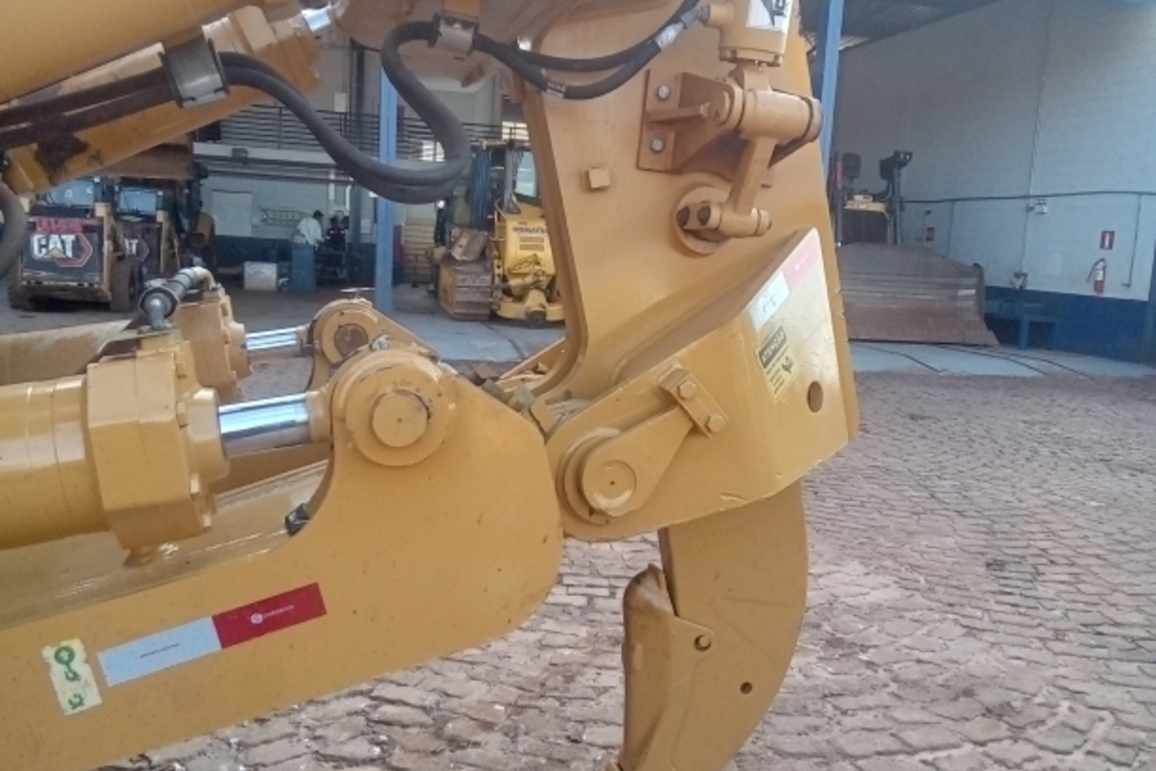 Caterpillar D8T - 20/20 6