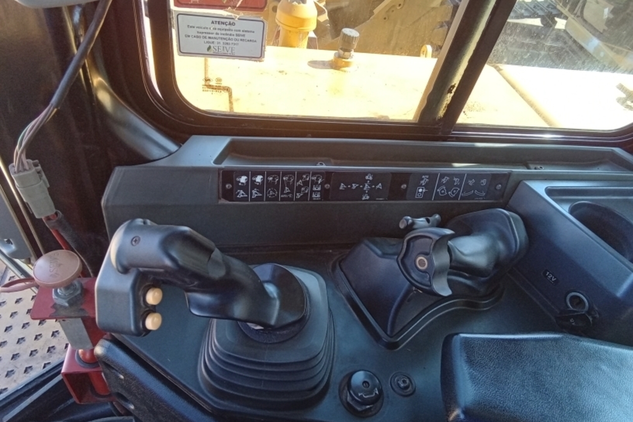 Caterpillar D8T - 20/20 7