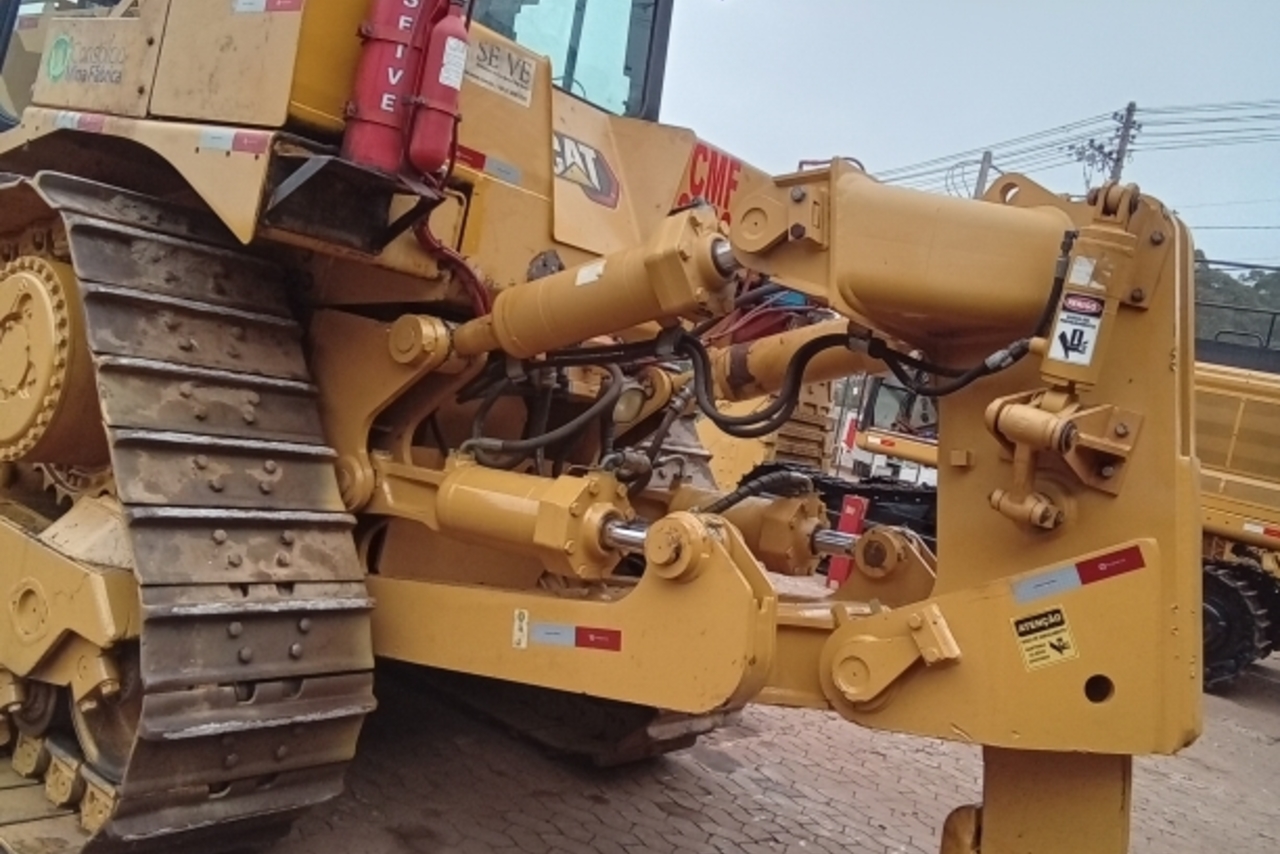 Caterpillar D8T - 20/20 12