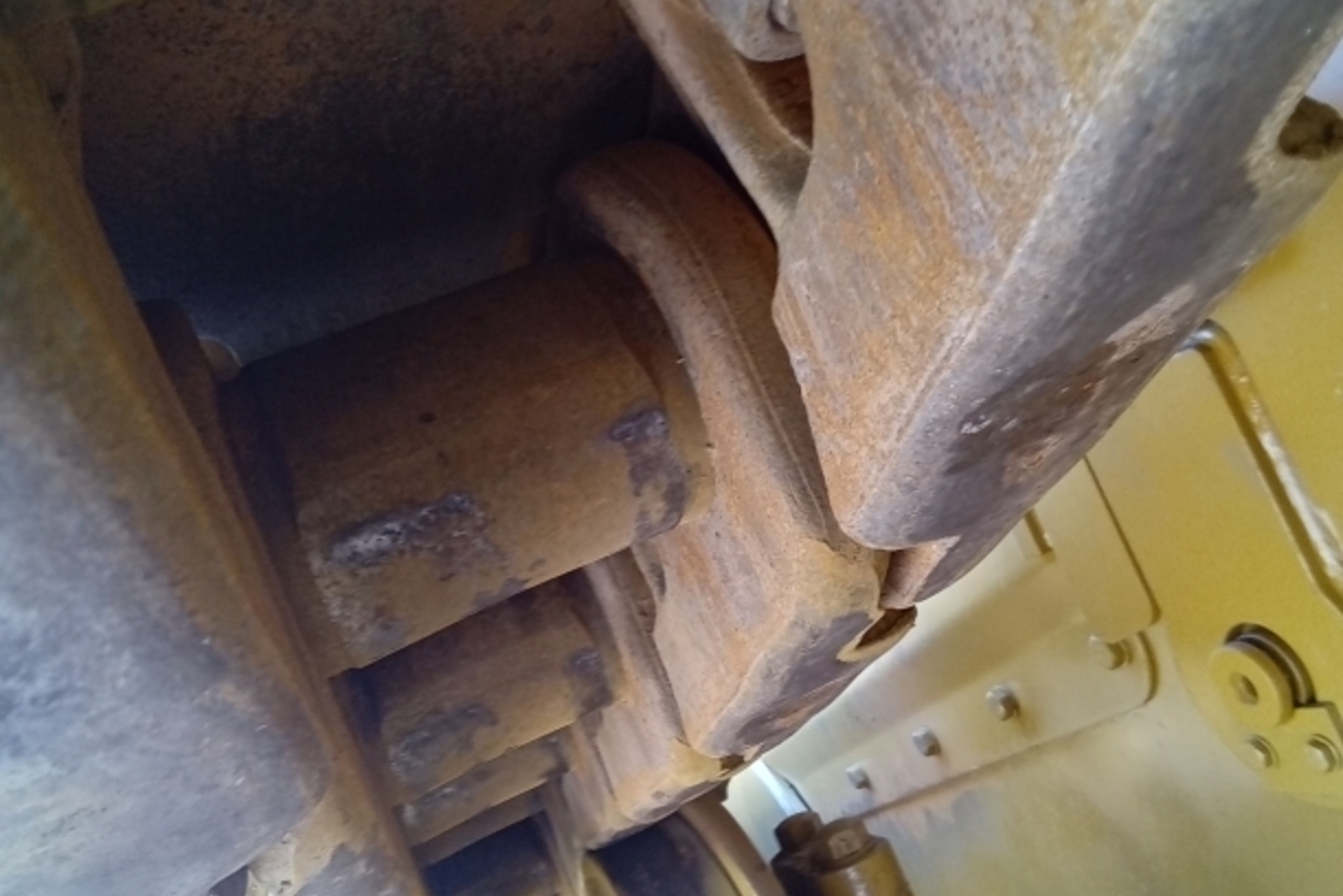Caterpillar D8T - 20/20 16