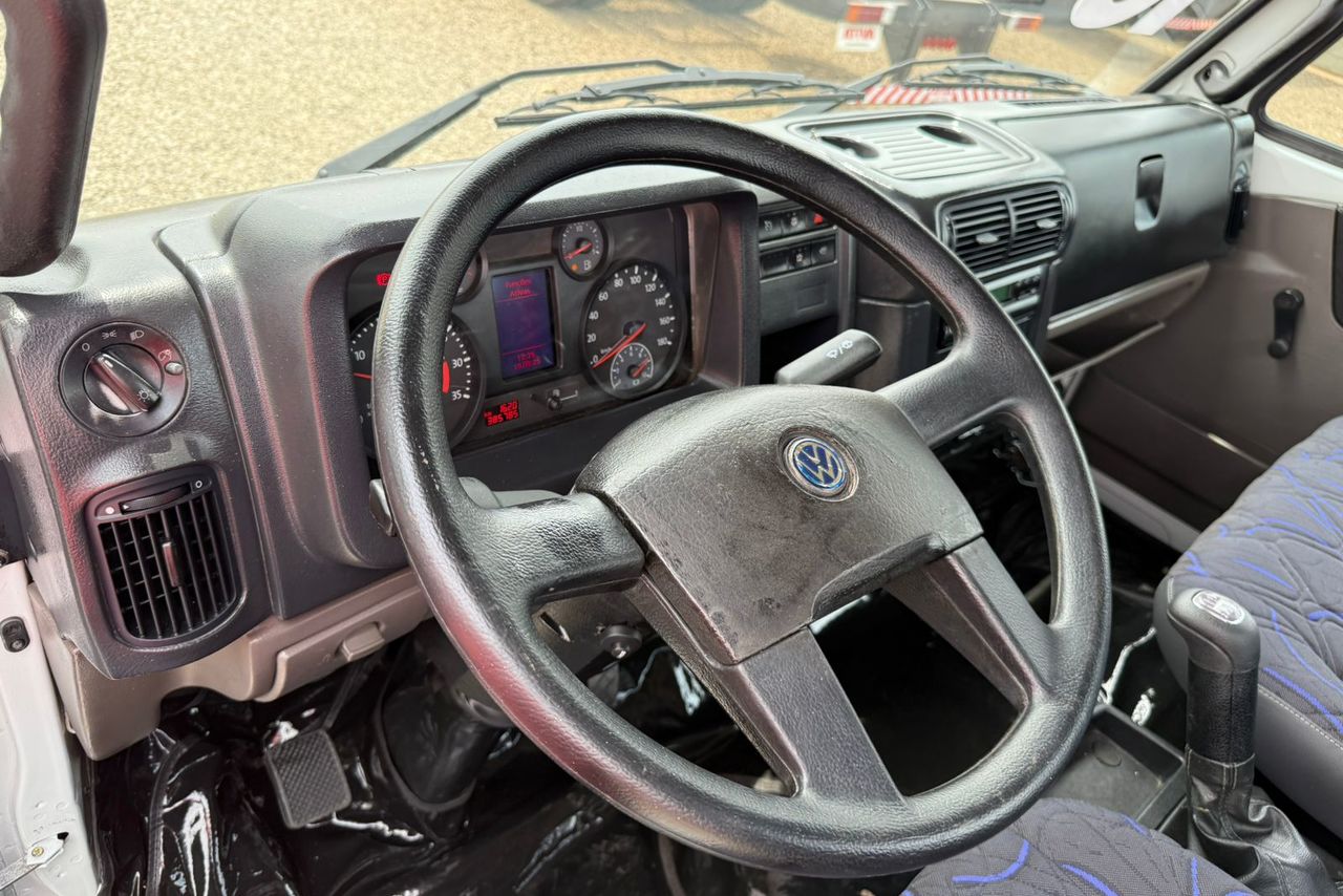 Volkswagen 10-160 E Delivery - 13/13 8