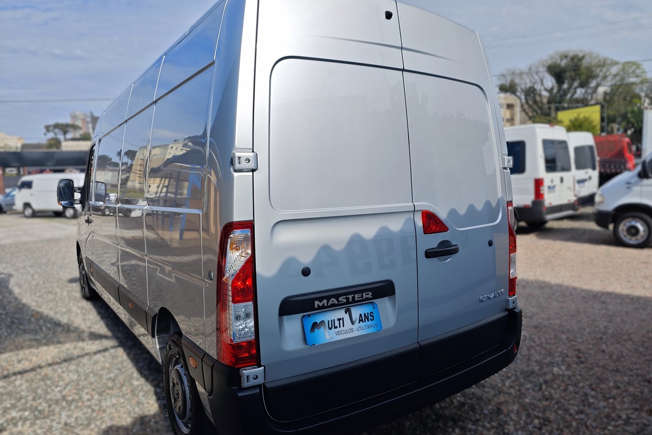 Renault Master Furgão - 23/24 3