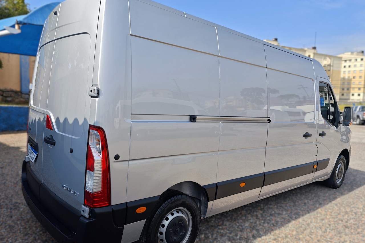 Renault Master Furgão - 23/24 6