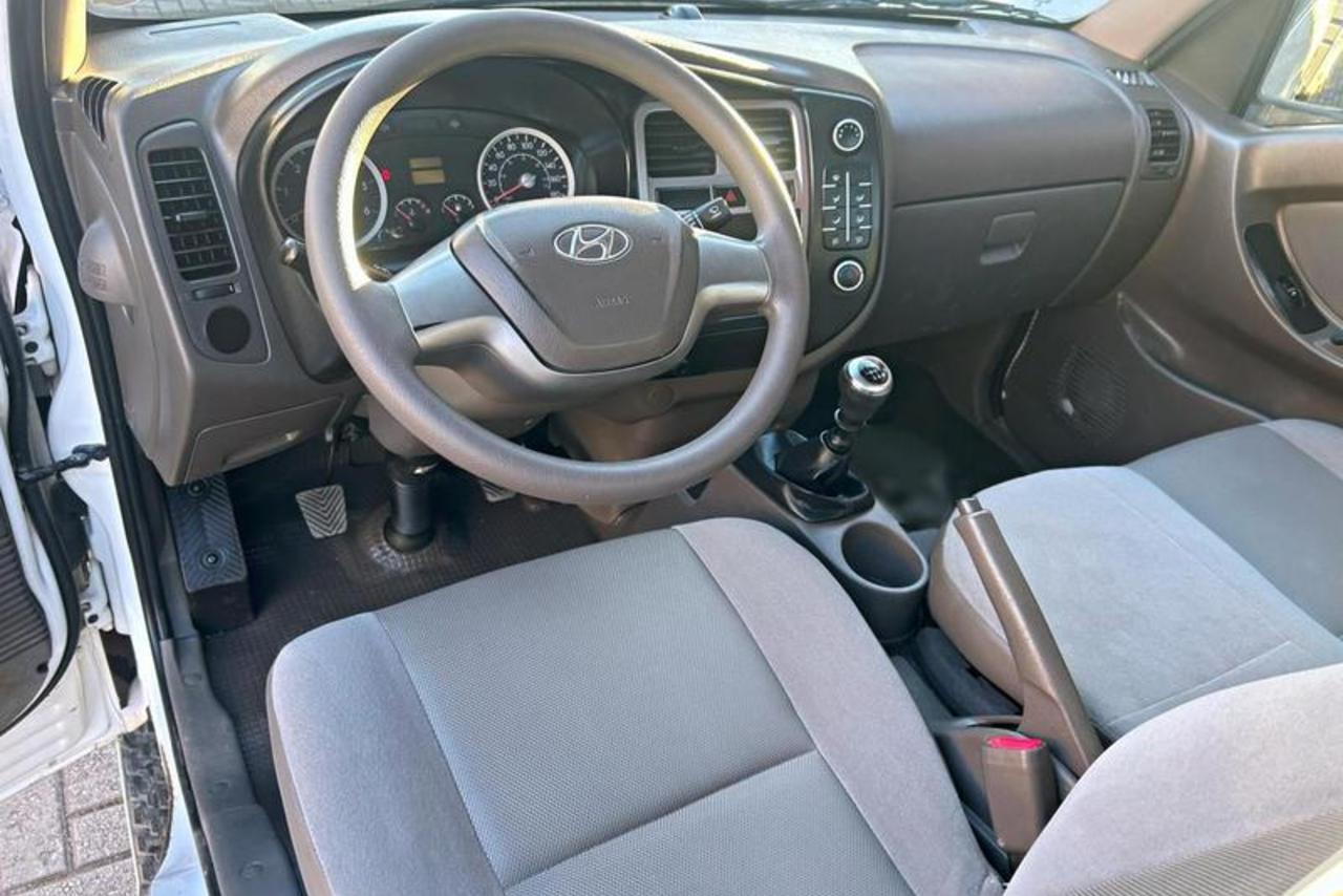 Hyundai HR - 19/20 4