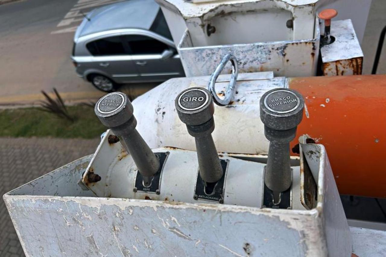 Volkswagen 8 160 - 13/14 8