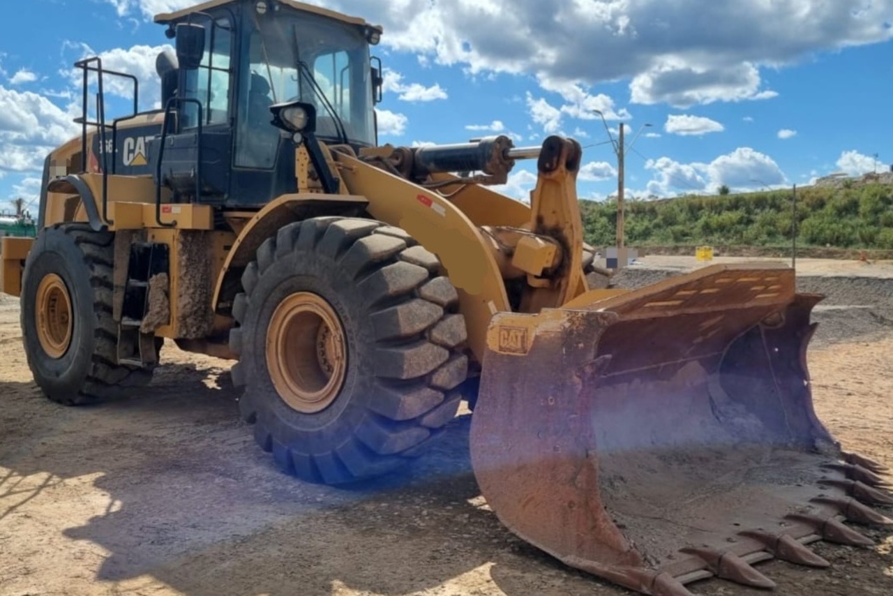 Caterpillar  966L - 17/17 2