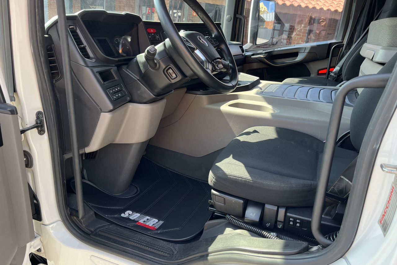 Scania P360 - 21/21 6