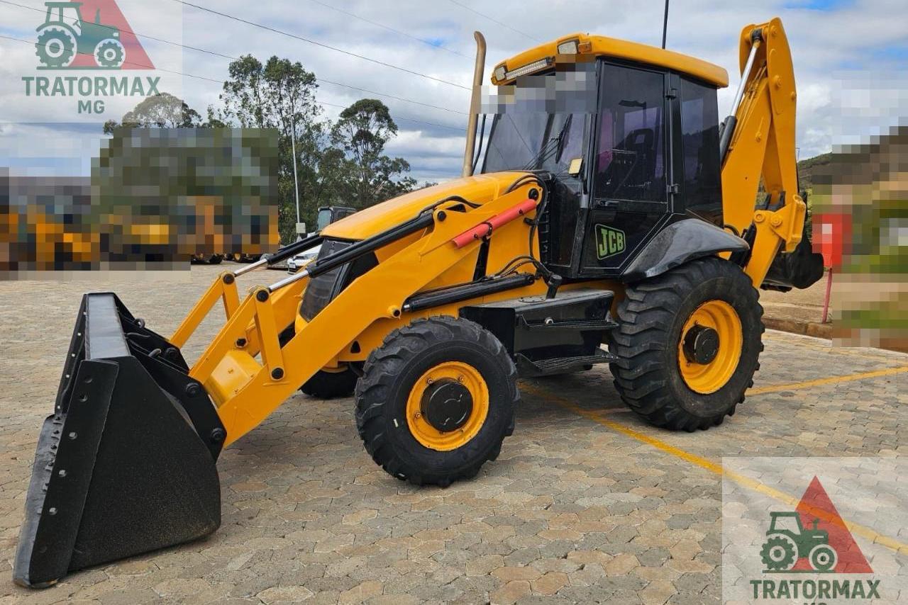 JCB 3C -  4