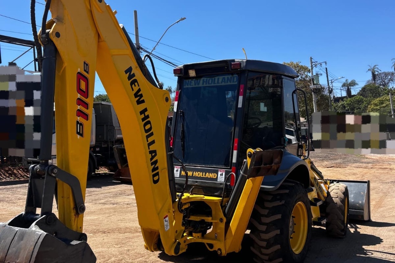 New Holland B110B - 21/21 2