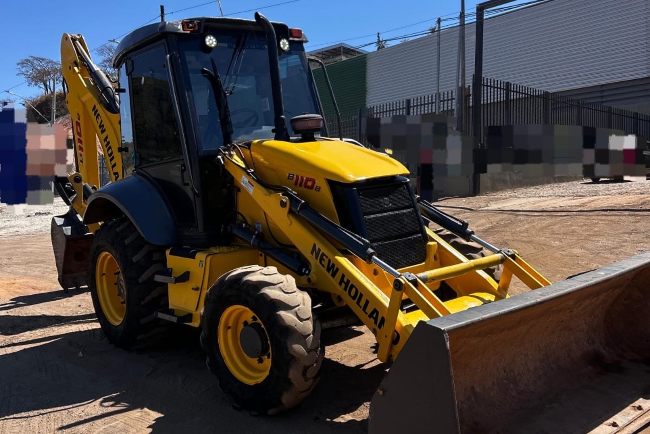 New Holland B110B - 21/21 3