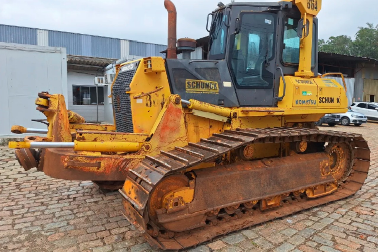 Komatsu D61 - 08/08 11
