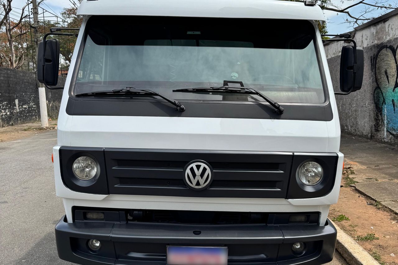 Volkswagen 8 160 - 13/13 2