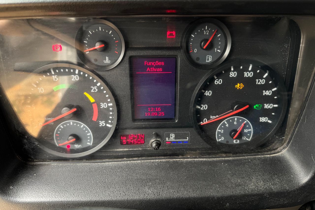 Volkswagen 8 160 - 13/13 6