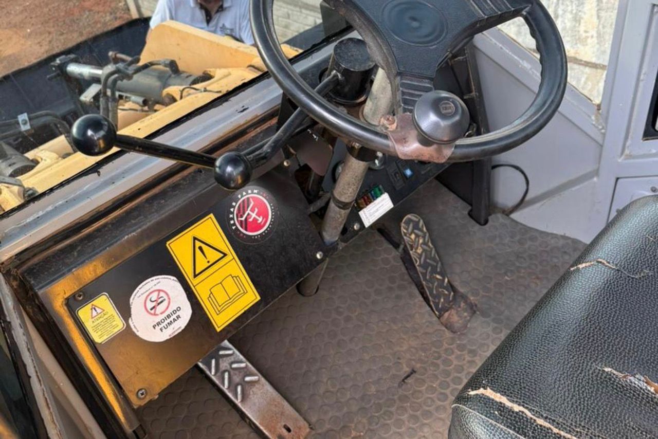 New Holland 12C - 13/13 2