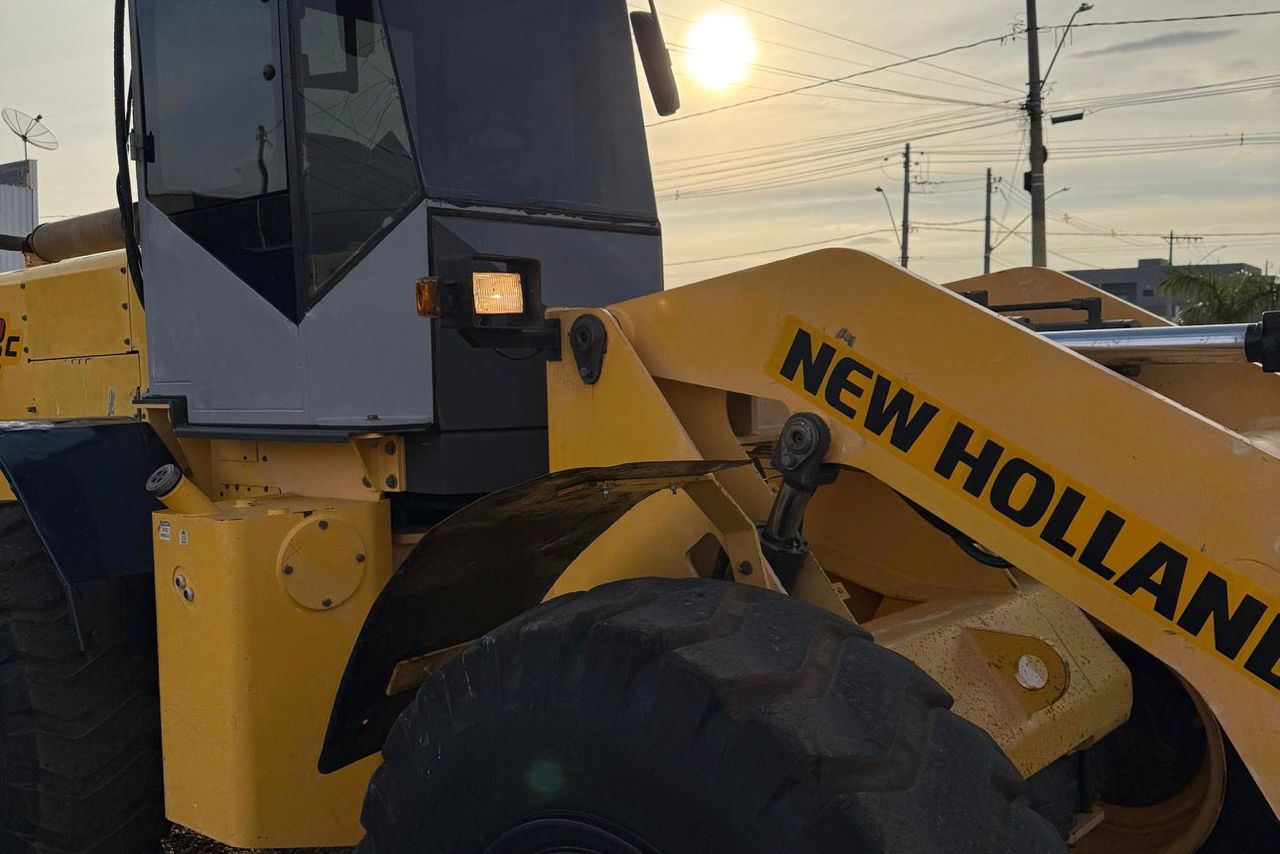 New Holland 12C - 13/13 9