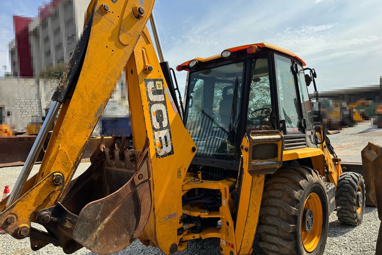 JCB 3CX - 22/22 7