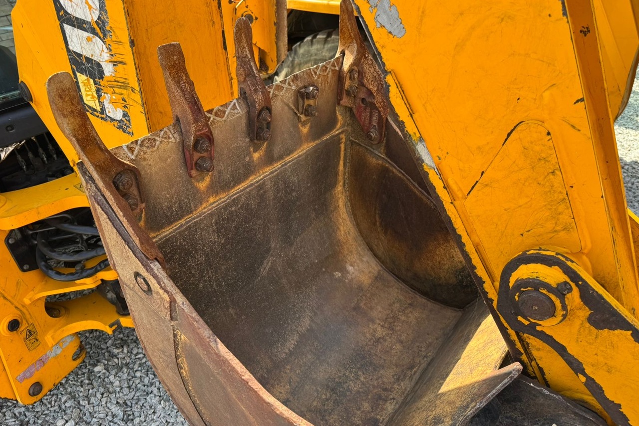 JCB 3CX - 22/22 11