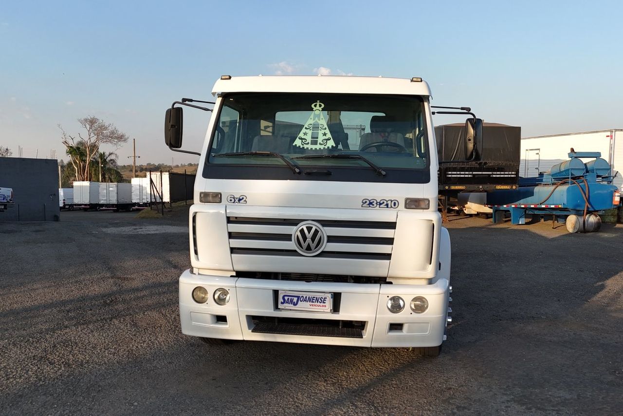 Volkswagen 23 210 - 03/04 2