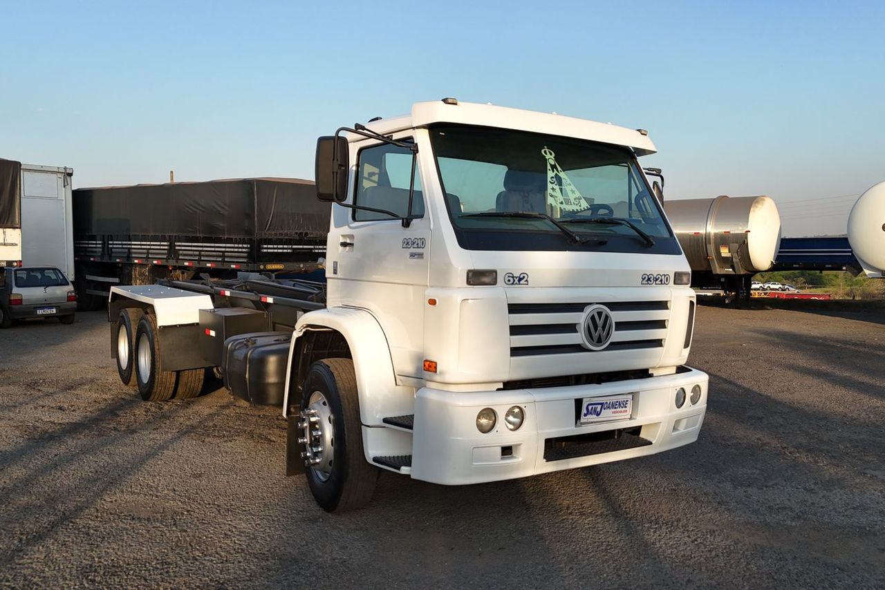 Volkswagen 23 210 - 03/04 3