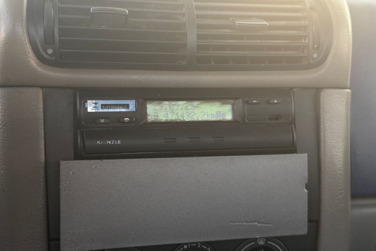 Volkswagen 23 210 - 03/04 14