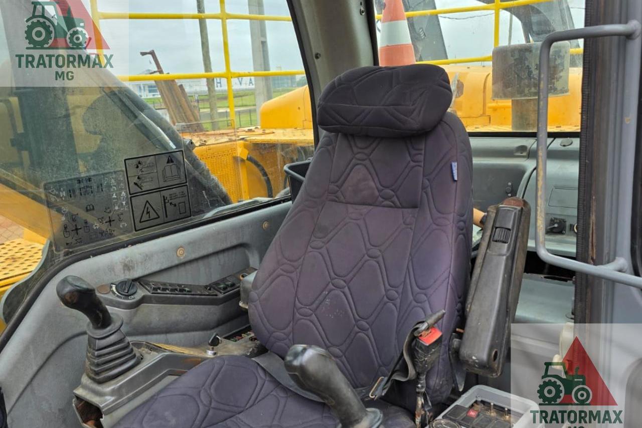 Volvo EC240BLC - 11/11 7