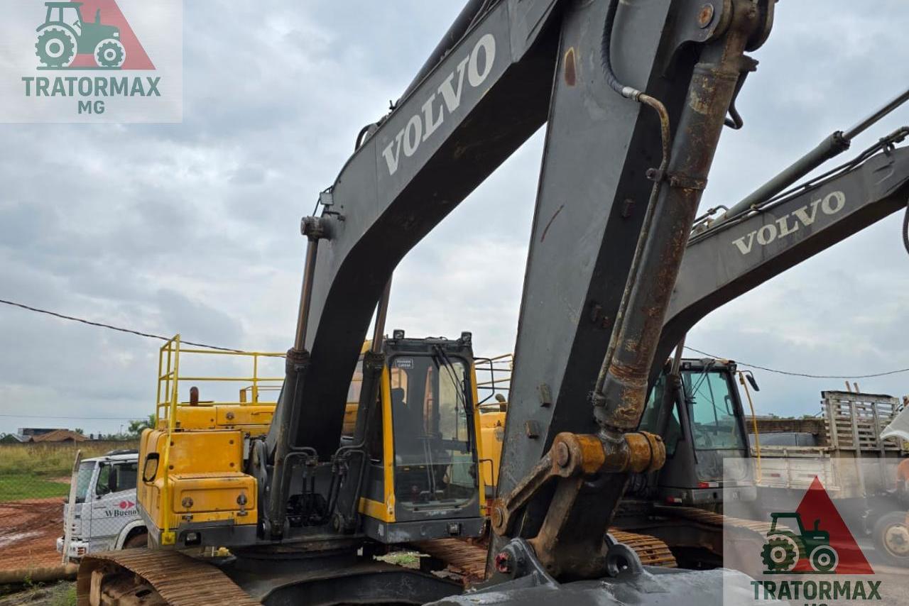 Volvo EC220D - 14/14 3