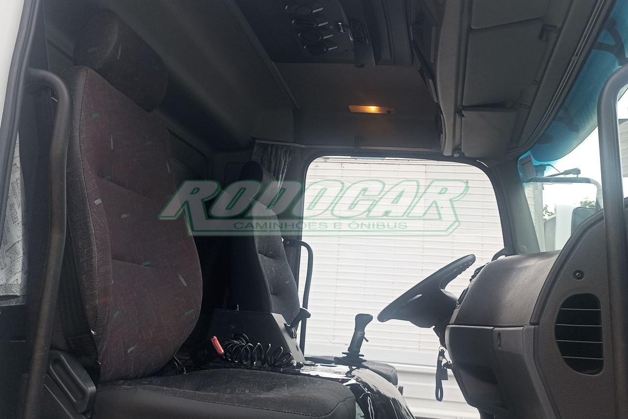 Mercedes Benz Atego 2425 - 09/09 8