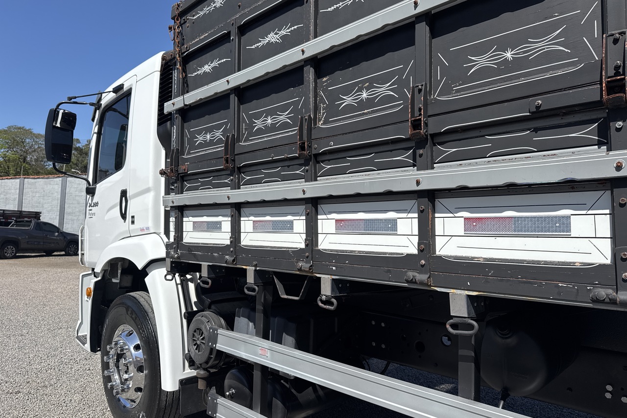 Volkswagen 24-280 E Constellation 6x2 - 22/23 3
