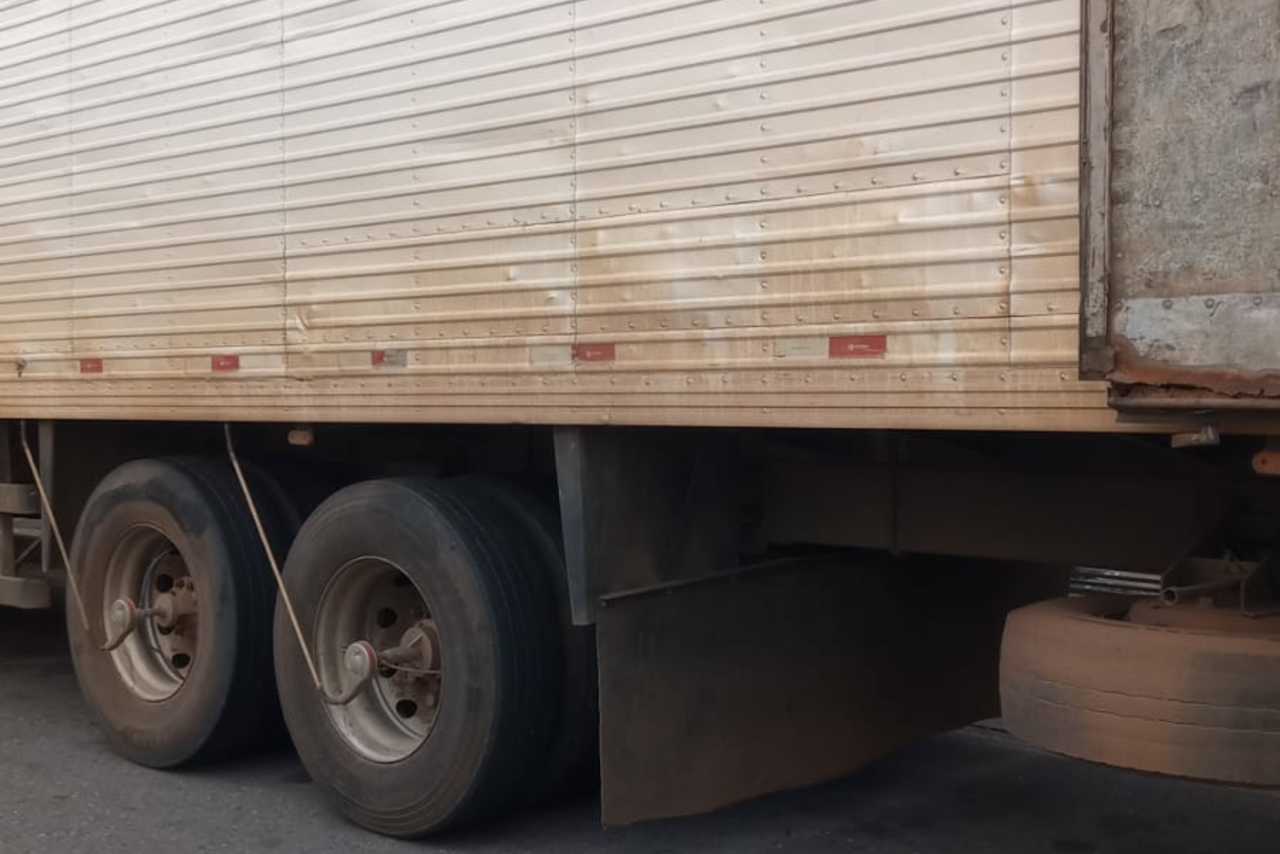 Volvo VM23 240 - 04/04 3