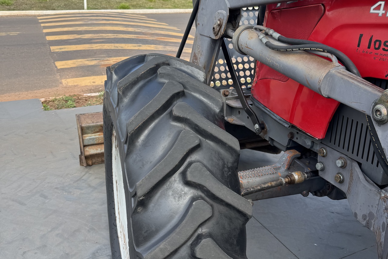 Massey Ferguson 4292 - 13/13 2