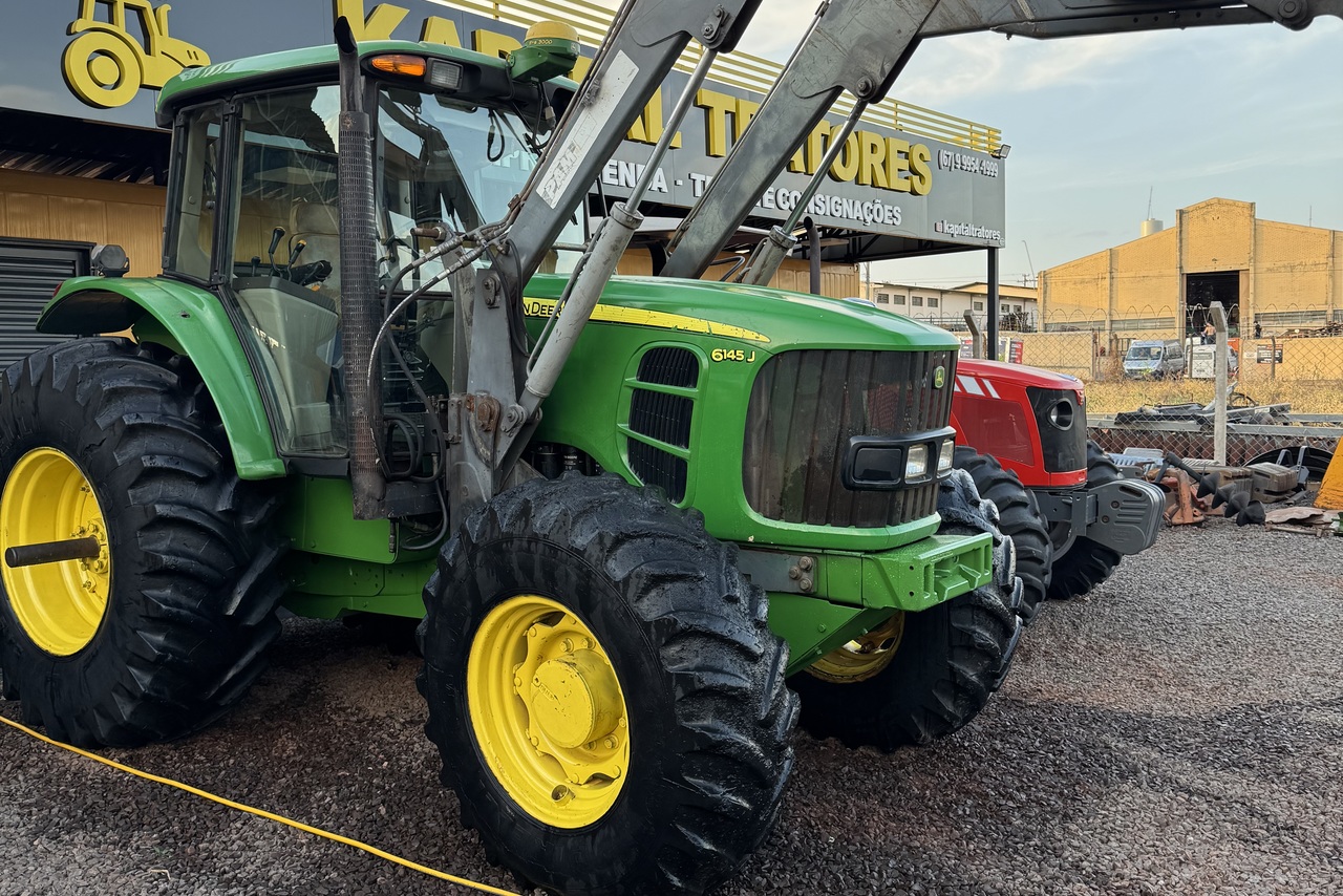 John Deere 6145J - 15/15 7