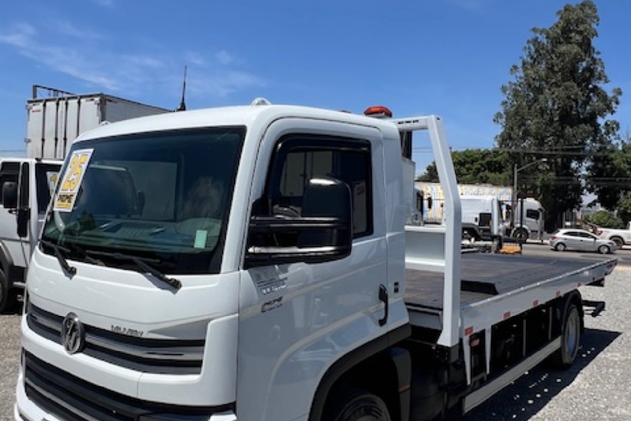 Volkswagen 11-180 Delivery  - 25 2