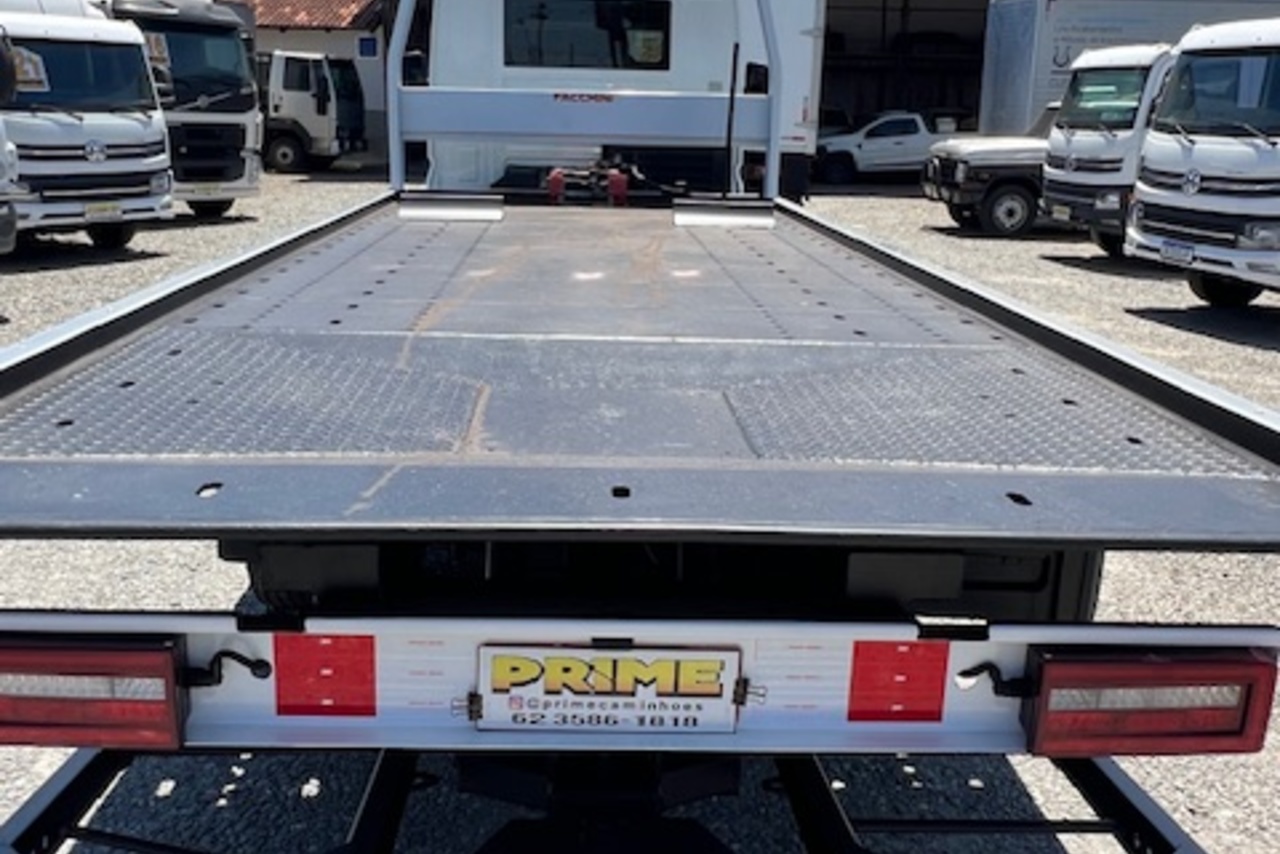 Volkswagen 11-180 Delivery  - 25 14