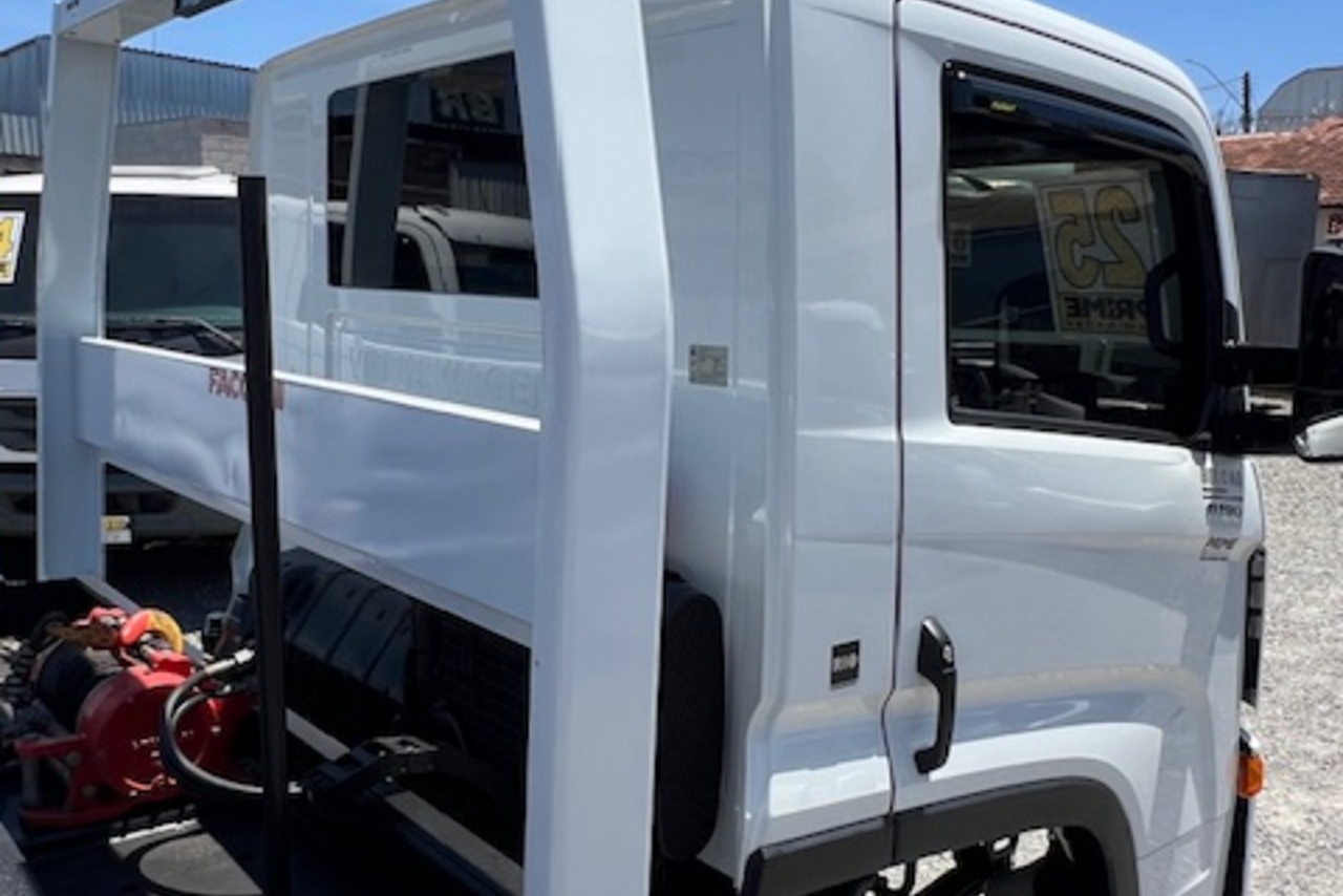 Volkswagen 11-180 Delivery  - 25 16
