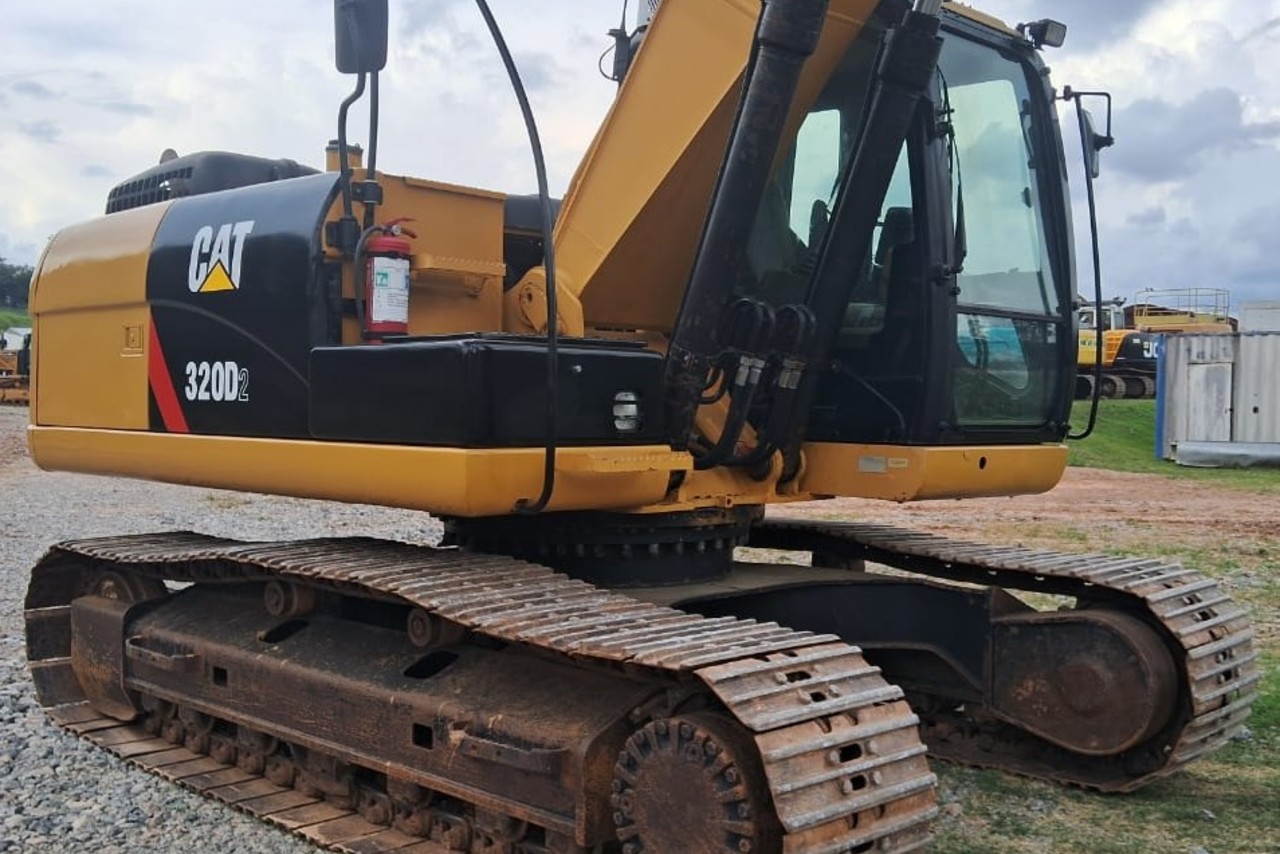 Caterpillar 320D2 - 13/13 14