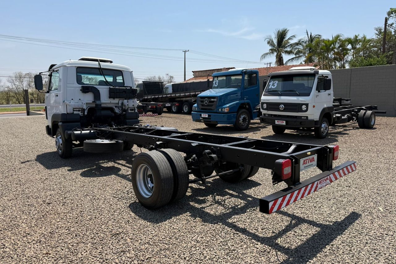 Volkswagen 10-160 E Delivery - 13/13 3