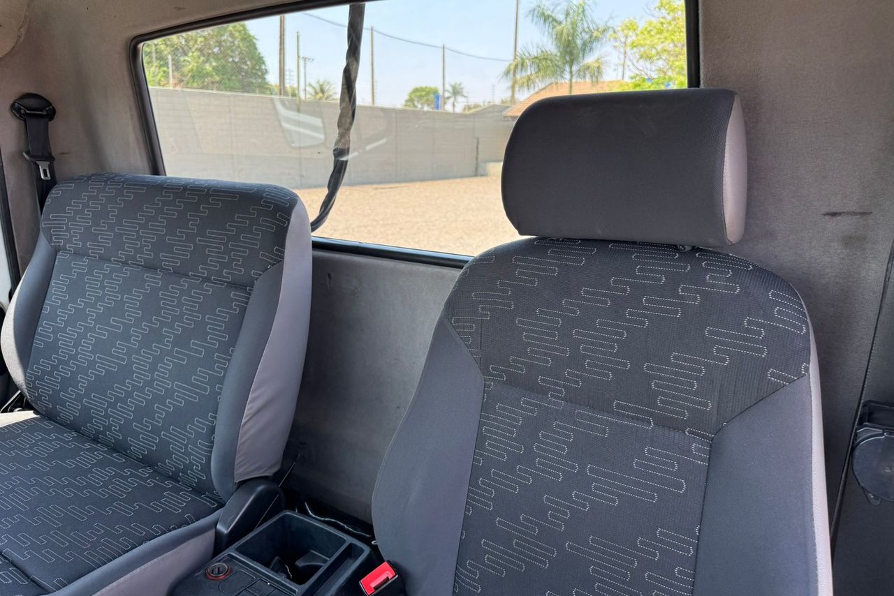 Volkswagen 10-160 E Delivery - 13/13 9