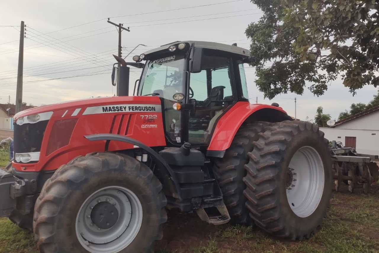 Massey Ferguson  7722  - 23/23 5