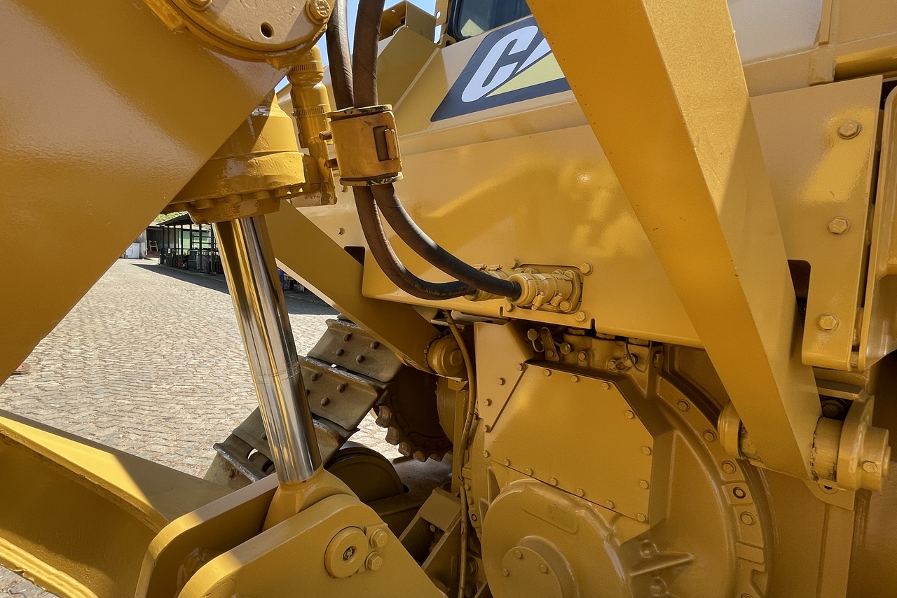 Caterpillar D6T XL - 13/13 10