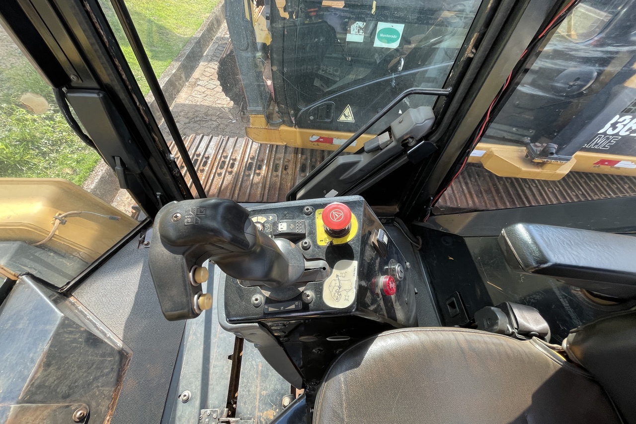 Caterpillar CB534D - 11/11 5