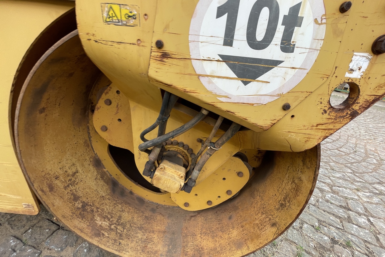 Caterpillar CB534D - 11/11 17