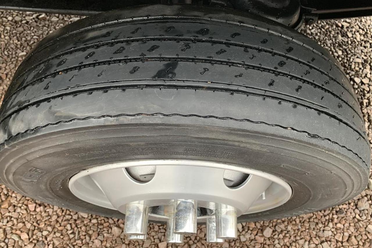 Ford Cargo712 - 10/11 12
