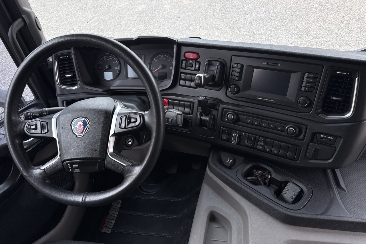 Scania P360 - 21/21 13