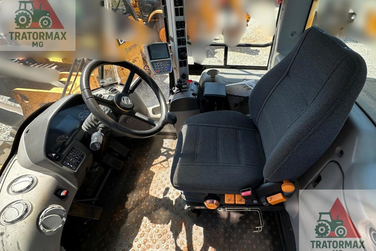Volvo L120F - 23/23 8