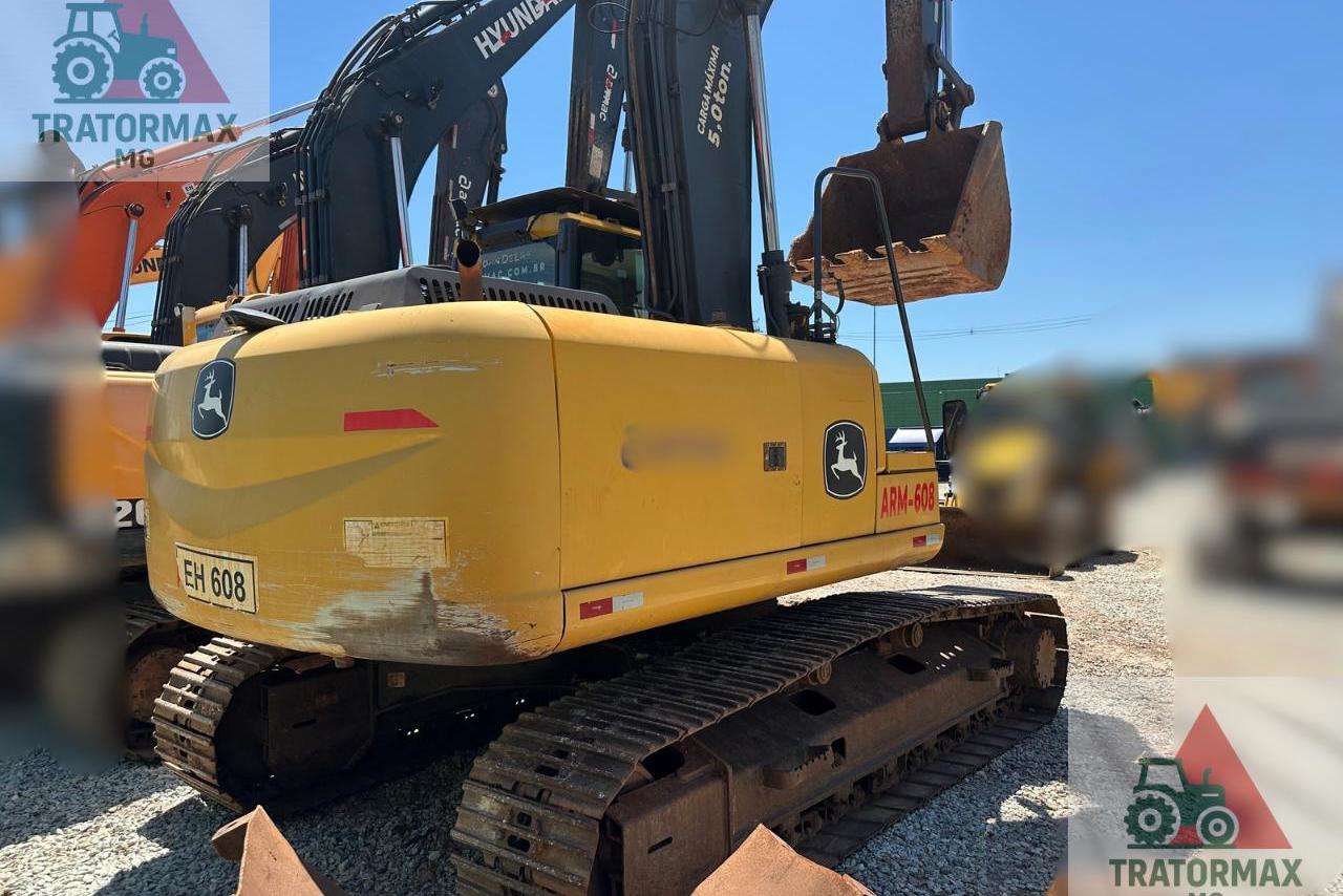 John Deere  200G - 22/22 3