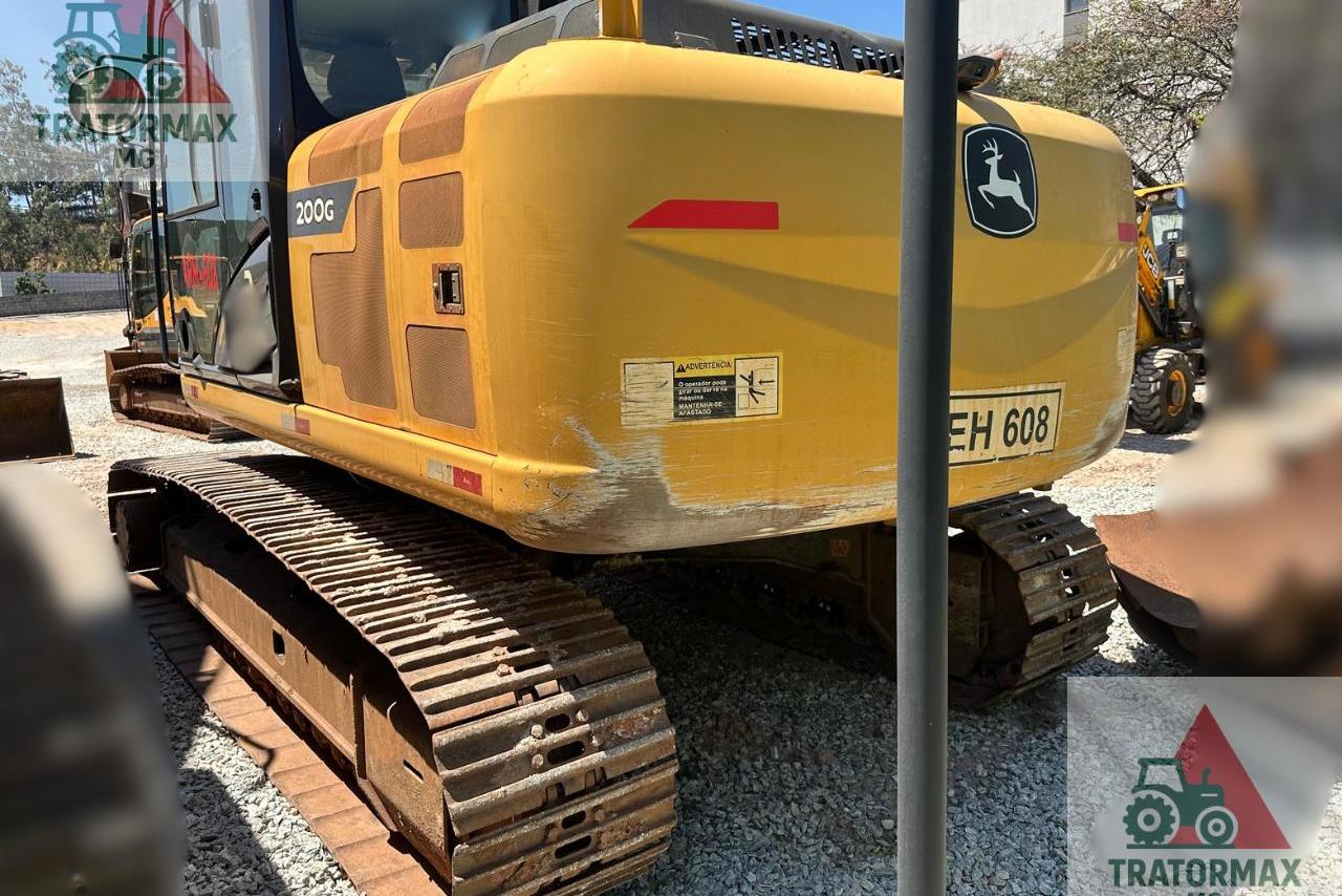 John Deere  200G - 22/22 4