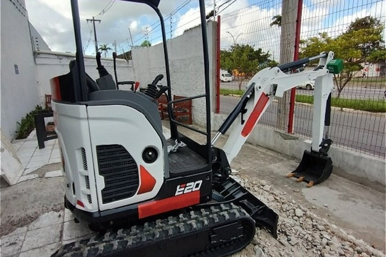 Bobcat E20 - 21/21 4