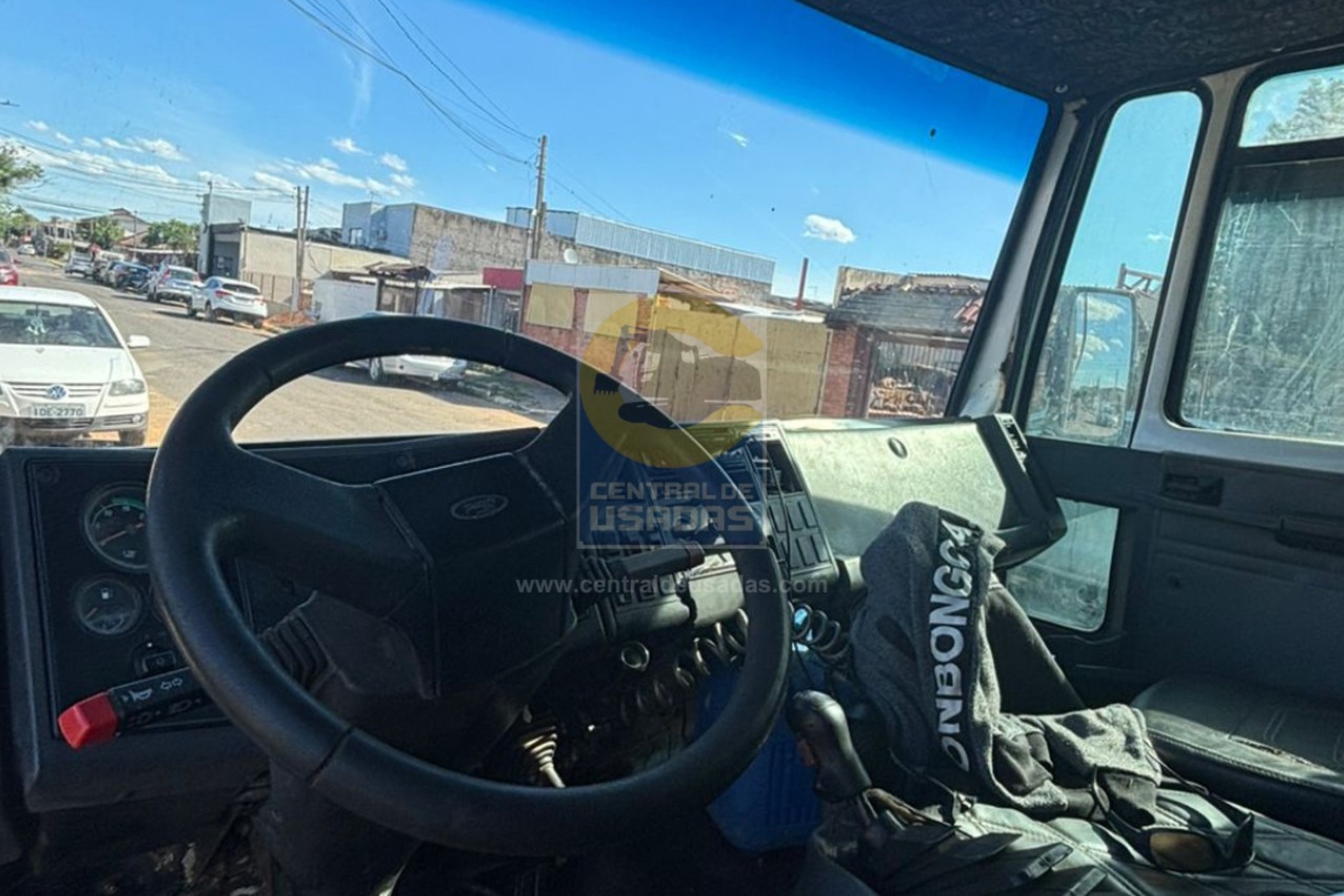 Ford Cargo2422 - 05/05 7
