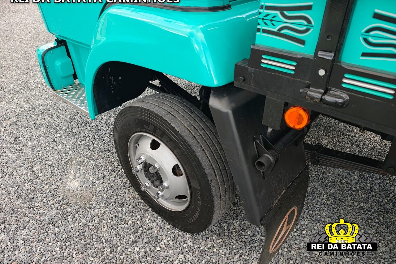 Mercedes Benz MB 712 - 99/99 12